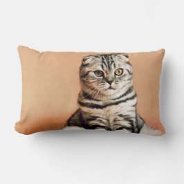 Niedliches Kitten ausgespült Lendenkissen