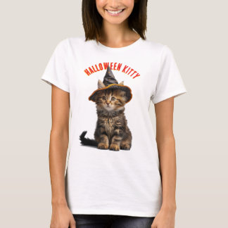 Niedliches Kitten in einem Hexenhutehl T-Shirt