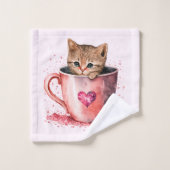 Niedliches Kitten in Teakup mit Herz-Muster Badhandtuch Set (Waschlappen)