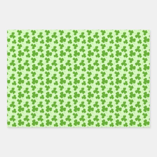 Niedliches Kleeblatt Muster Grün Geschenkpapier Set (Vorderseite)