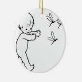 Niedliches kleines Baby, welches die Libellen, Keramikornament (Rechts)