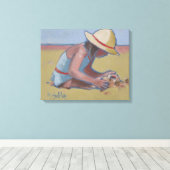 Niedliches kleines Mädchen, das Sandspielen Leinwanddruck (Insitu (Holzboden))