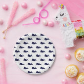 Niedliches kleines Marine-Blauwal-Muster auf Weiß Pappteller (Party)