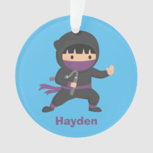 Niedliches kleines Ninja mit Nunchaku Ornament