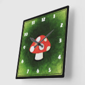 Niedliches kleines Rotes Pilz Quadratische Wanduhr (Winkel)