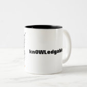 Niedliches kluges Eule Manadala Zweifarbige Tasse (VorderseiteRechts)