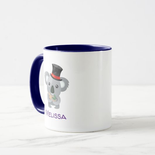 Niedliches Koala in einem Black Top Hat Custom Tasse (Vorderseite Links)