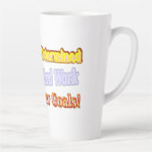 Niedliches Kunstdesign über "Ihre Realität". Kaufe Milchtasse (Rechts)