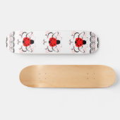 Niedliches Künstlerisches Herz Ladybug Skateboard (Horizontal)