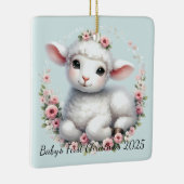 Niedliches Lamm mit Blumenkronendarstellung Keramikornament (Rechts)