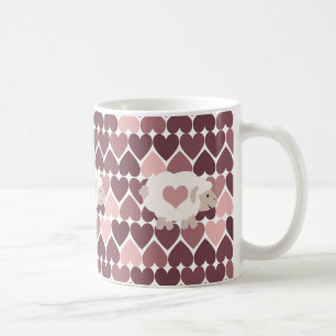 Niedliches Lamm und rosa Herzen Kaffeetasse