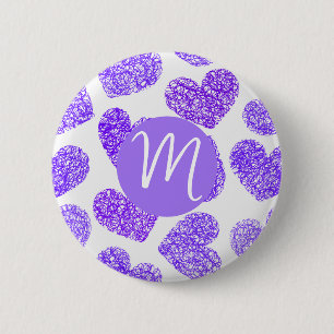 Niedliches Lila doodled Heart Valentine's Day Mono Button