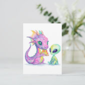 Niedliches Lila Dragon Baby Pizza mit Alien essen Postkarte (Stehend Vorderseite)