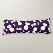Niedliches lila Penguinmuster Seitenschläferkissen (Vorderseite)