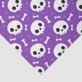 Niedliches Lila Skull & Bones Halloween-Muster Seidenpapier (Detail)