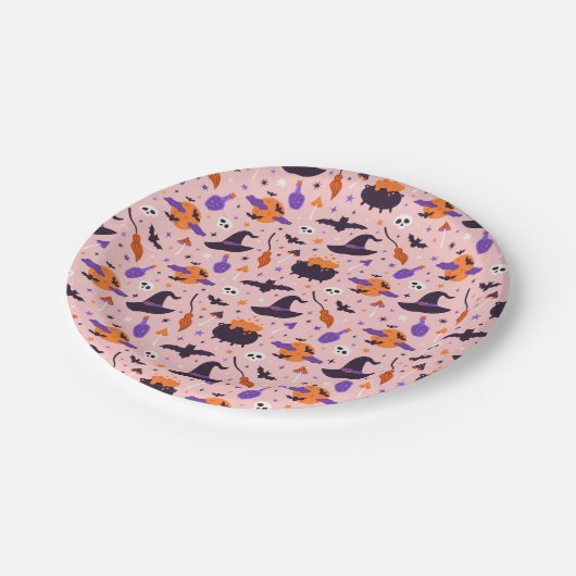 Niedliches Lila und rosa Halloween-Muster Pappteller (Schrägansicht)