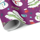 Niedliches Lila Weihnachts-Schneemann-Muster Geschenkpapier (Rolleneckpunkt)