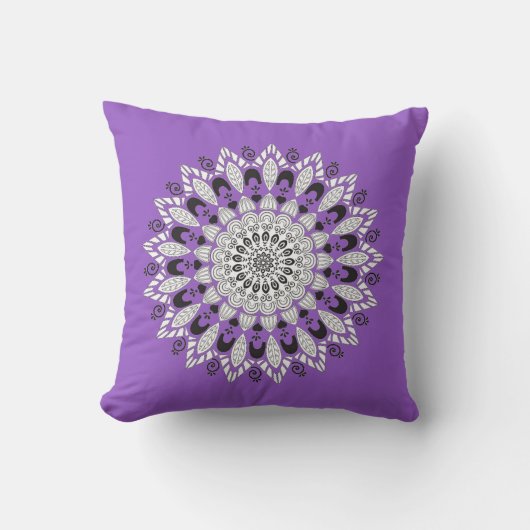 Niedliches Lila-weiß Mandala Blume Design Kissen (Vorderseite)