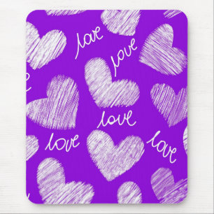 Niedliches Lila White Scribbled Herz mit Liebe Scr Mousepad