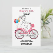 Niedliches Mädchen auf dem Fahrrad Happy Birthday Einladung (Stehend Vorderseite)
