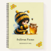 Niedliches Mädchen in BienenKostüm mit Honig Notizblock (Vorderseite)