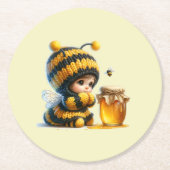 Niedliches Mädchen in BienenKostüm mit Honig Runder Pappuntersetzer (Vorderseite)