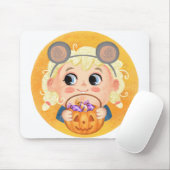 Niedliches Mädchen in einem maurischen Halloweenko Mousepad (Mit Mouse)