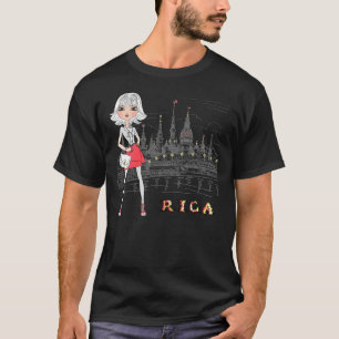 Niedliches Mädchen in Riga, Lettland, klassischer T-Shirt