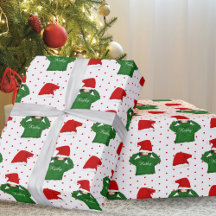 Niedliches Mädchen mit Grünen Weihnachtsmannmütze