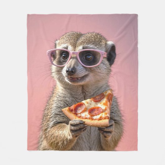 Niedliches Meerkat mit Brille und Pizza Fleecedecke (Vorderseite)