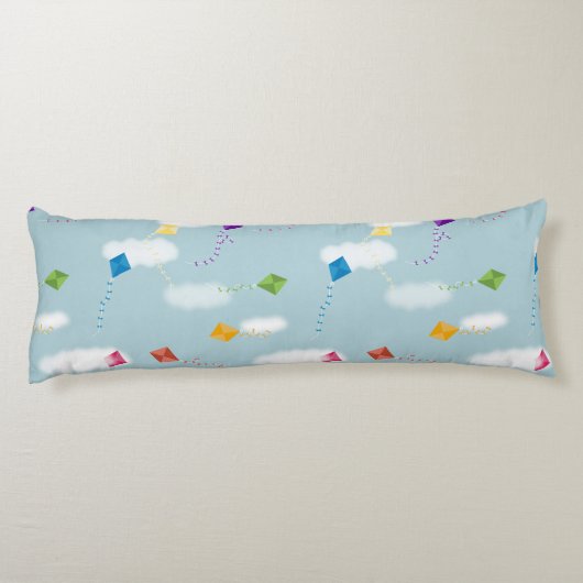 Niedliches mehrfarbiges Kites Kids-Muster Seitenschläferkissen (Rückseite)