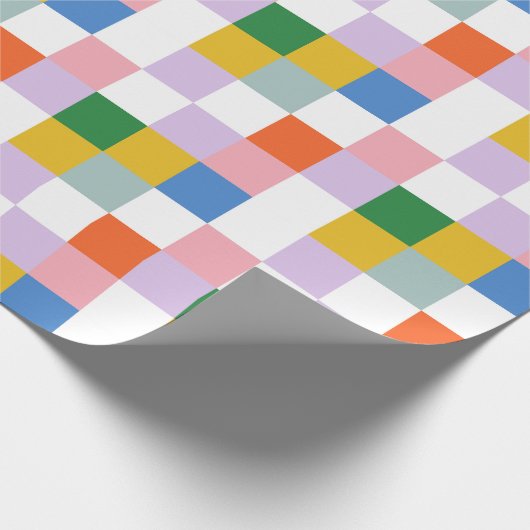 Niedliches, modernes, farbenfroh großes, kariertes geschenkpapier (Ecke)