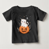 Niedliches modernes Kitten am KürbisHalloween Baby T-shirt (Vorderseite)