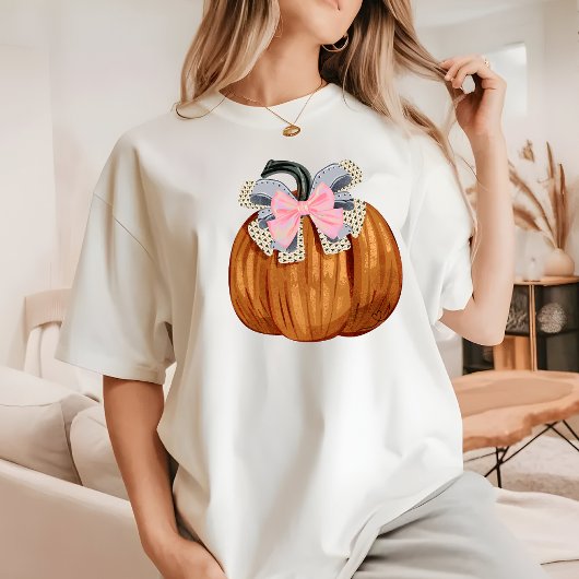 Niedliches, modernes KürbisHalloween Frauen Stilvo T-Shirt