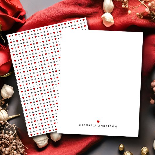 Niedliches modernes Rotes Herz & XO-Individuelle N Mitteilungskarte