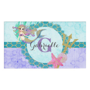 Niedliches Monogramm Mermaid Aquamarin und Lila Namenschild