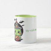 Niedliches Monster, umgeben von Bugs Tasse (Zentrum)