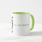 Niedliches Monster, umgeben von Bugs Tasse (VorderseiteRechts)