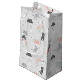 Niedliches Muster Kleine Geschenktüte (Rückseite Schrägansicht)