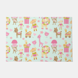 Niedliches Muster mit glücklichen Tieren und Spiel Fußmatte