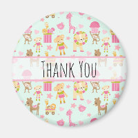 Niedliches Muster mit glücklichen Tieren und Spiel