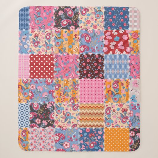 Niedliches nahtloses Patchwork-Muster Sherpadecke (Vorderseite)