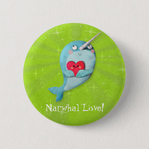 Niedliches Narwhal mit Herzen Button
