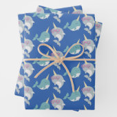 Niedliches Narwhal Whimsical Cartoon Muster in Bla Geschenkpapier Set (Beispiel)