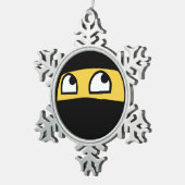Niedliches Ninja Krieger emoji Schneeflocken Zinn-Ornament (Rechts)