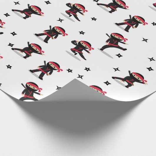 Niedliches Ninja Warrior Kids Black & Red Pattern Geschenkpapier (Ecke)