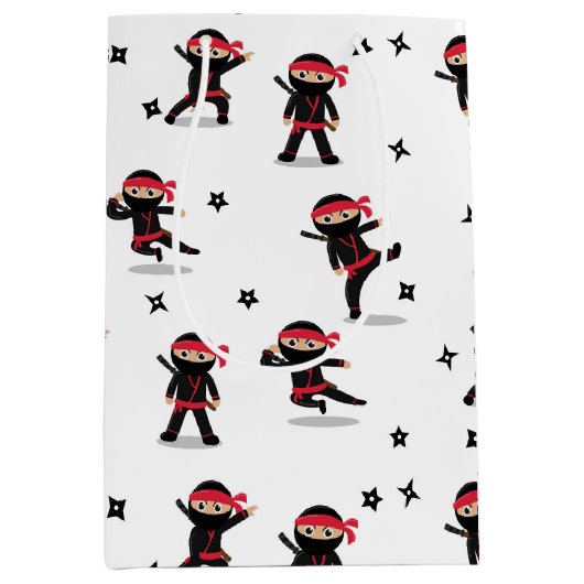 Niedliches Ninja Warrior Kids Black & Red Pattern Mittlere Geschenktüte (Vorderseite)