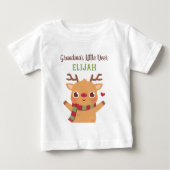 Niedliches Oma-Hirsch, Rotnasen-Rentier Baby T-shirt (Vorderseite)