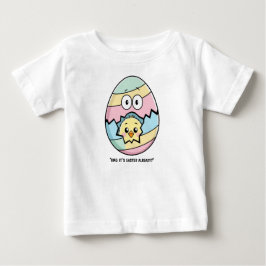 Niedliches Osterkätzchen in gecracktem Ei - Frühli Baby T-shirt