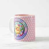 Niedliches Osterküken, Blume und bunte Eier Zweifarbige Tasse (Vorderseite Links)